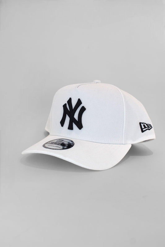 Boné  A-Frame Snapback Aba Curva Mlb New York Yankees